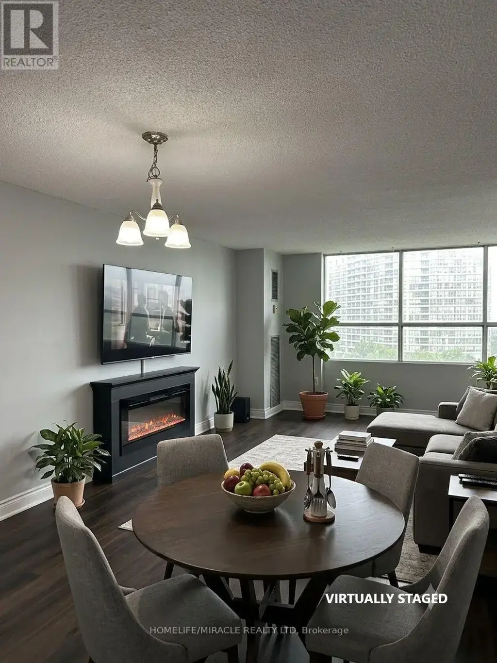 807 - 40 Panorama Court, Toronto (Mount Olive-Silverstone-Jamestown)
