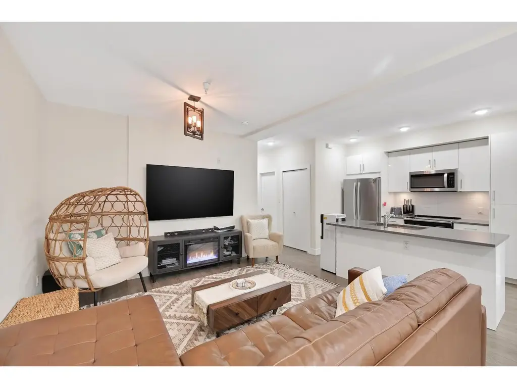 116 15351 101 Avenue, Surrey