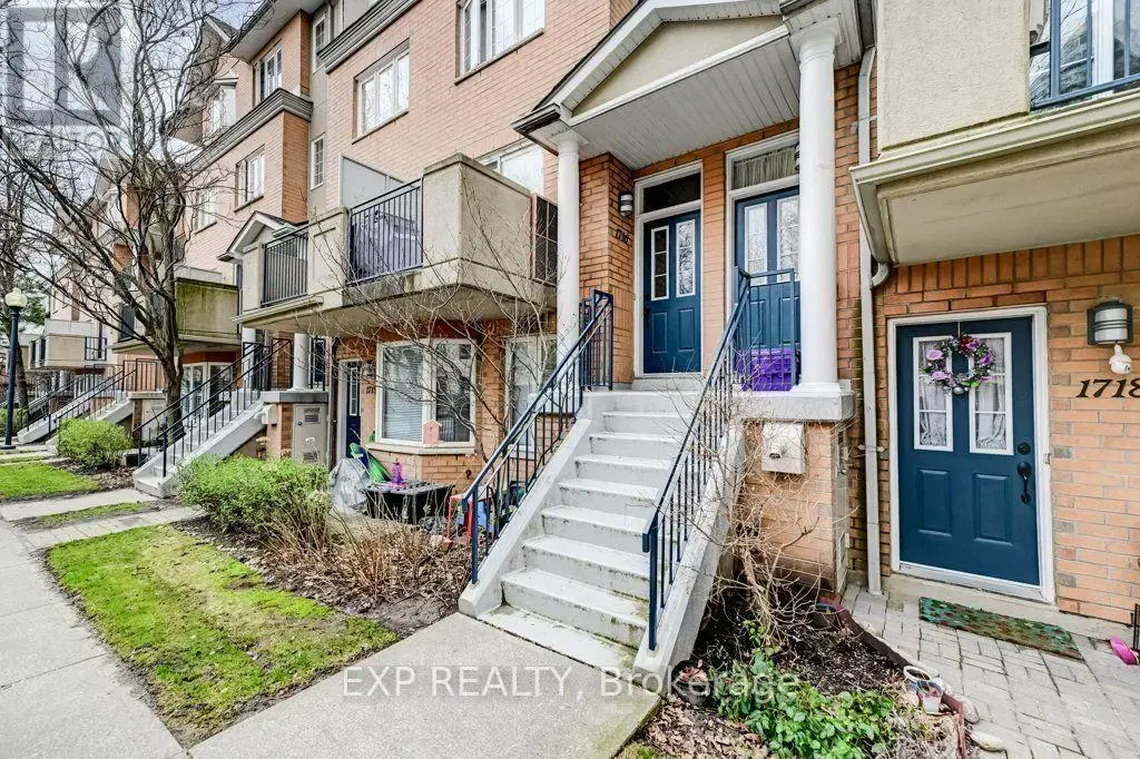 1716 - 28 Sommerset Way, Toronto (Willowdale East)