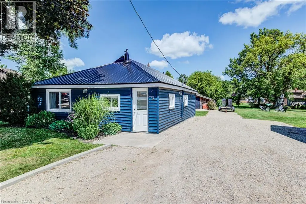 14 Maddison Street E, Monkton