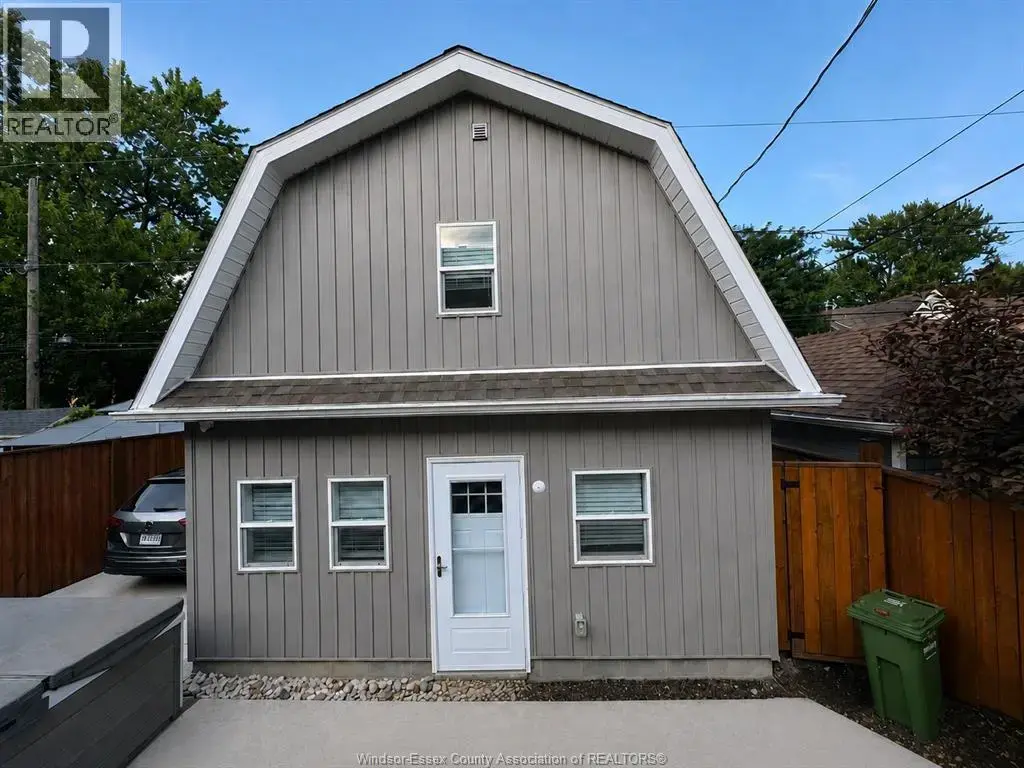 1228 Dougall - Adu, Windsor