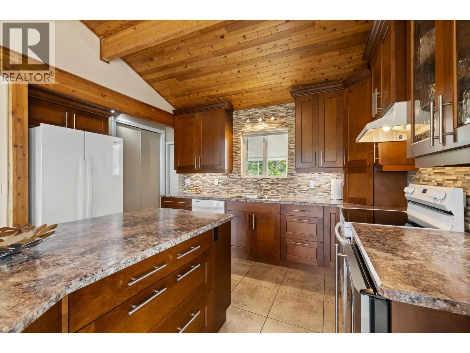 535 Curtis Road. Kelowna, British Columbia