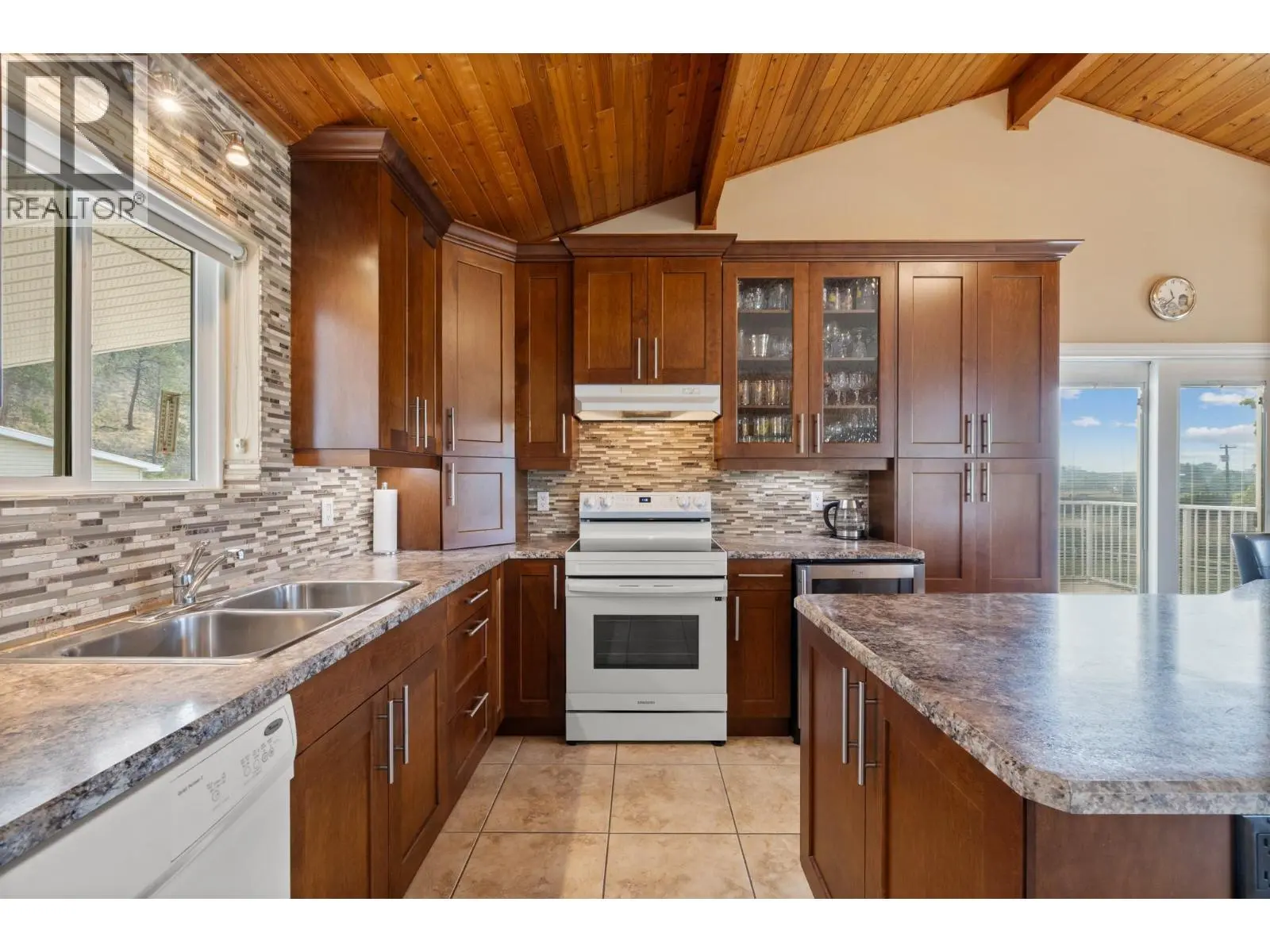 535 Curtis Road. Kelowna, British Columbia