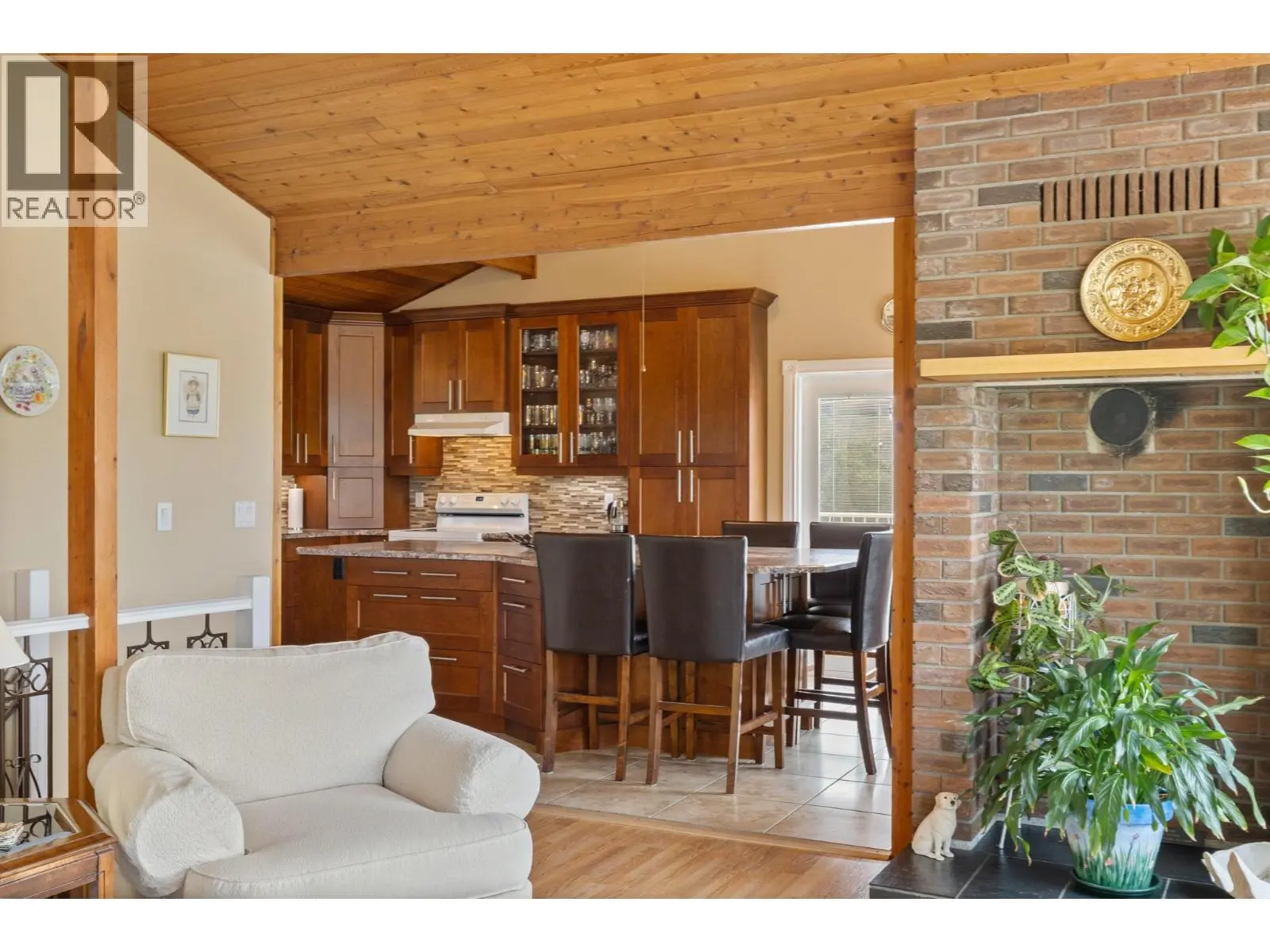 535 Curtis Road. Kelowna, British Columbia