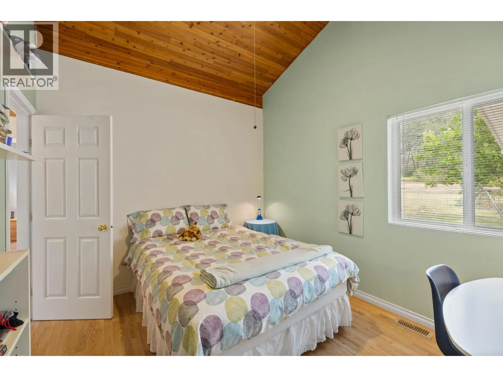 535 Curtis Road. Kelowna, British Columbia