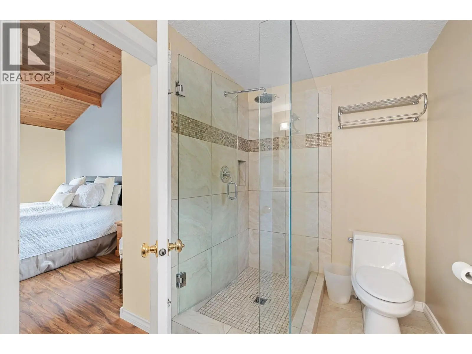 535 Curtis Road. Kelowna, British Columbia