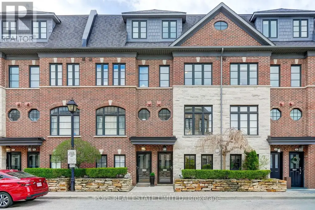 21 Ruby Lang Lane, Toronto (Mimico)