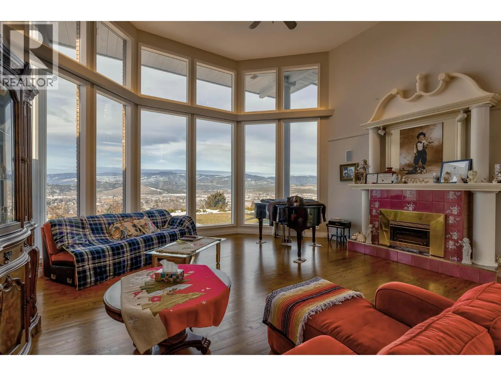 1135 Graf Road. Kelowna, British Columbia