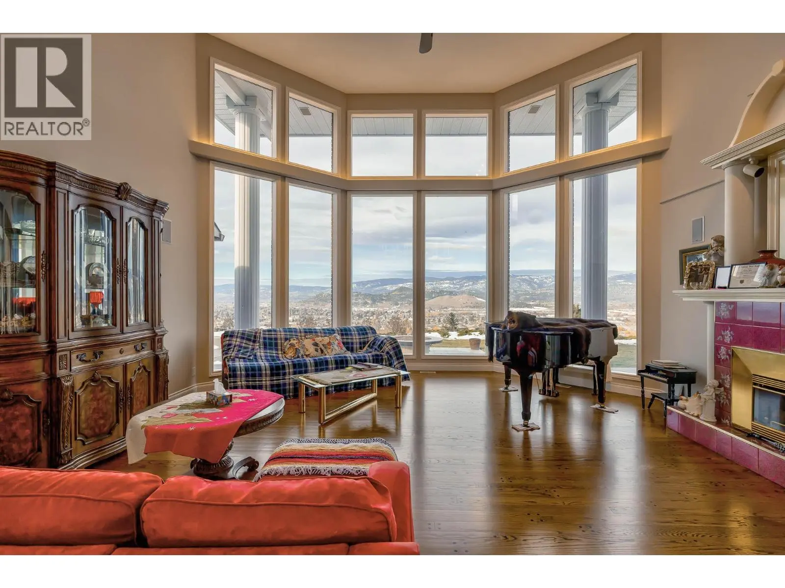 1135 Graf Road. Kelowna, British Columbia