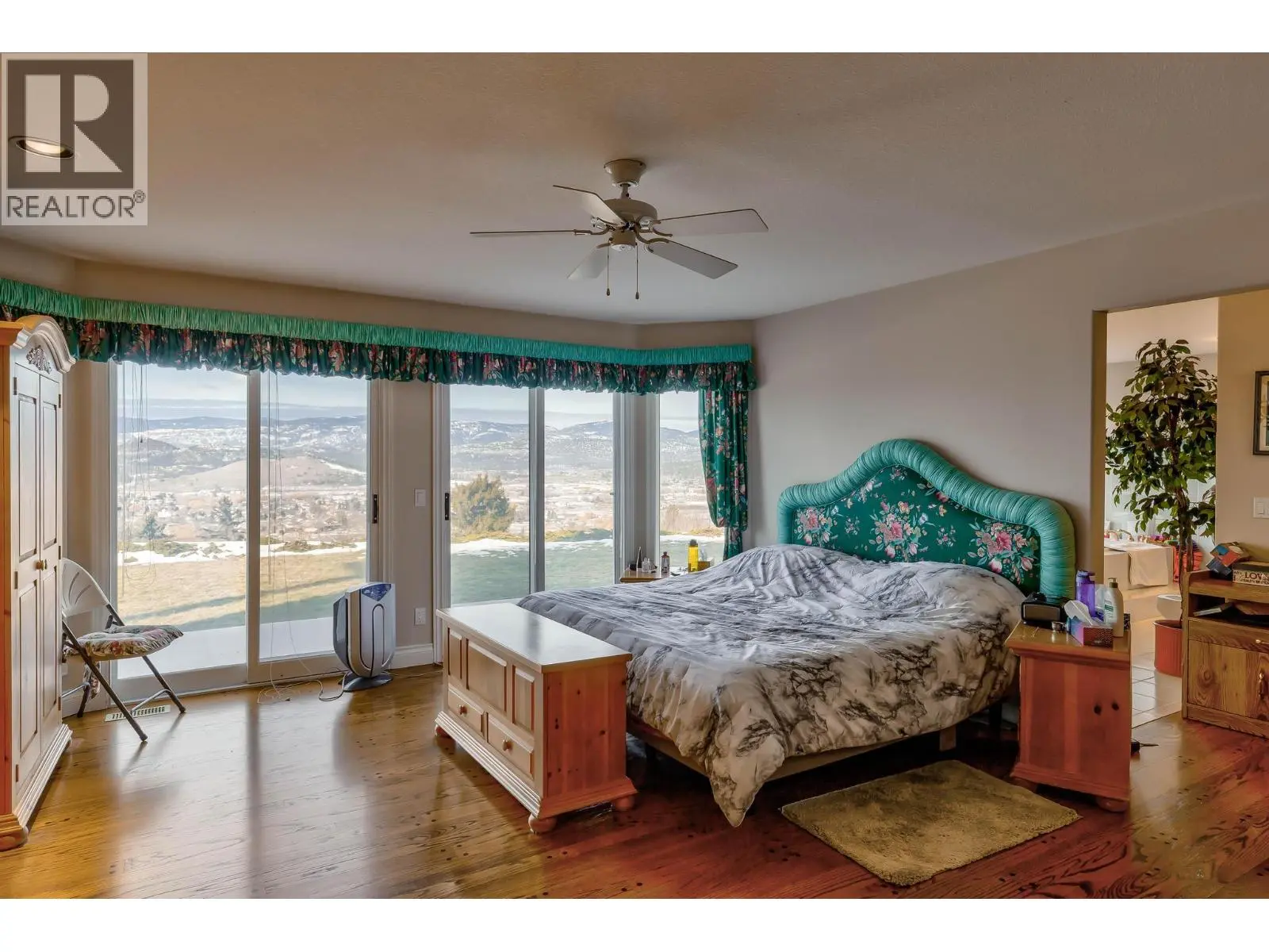 1135 Graf Road. Kelowna, British Columbia