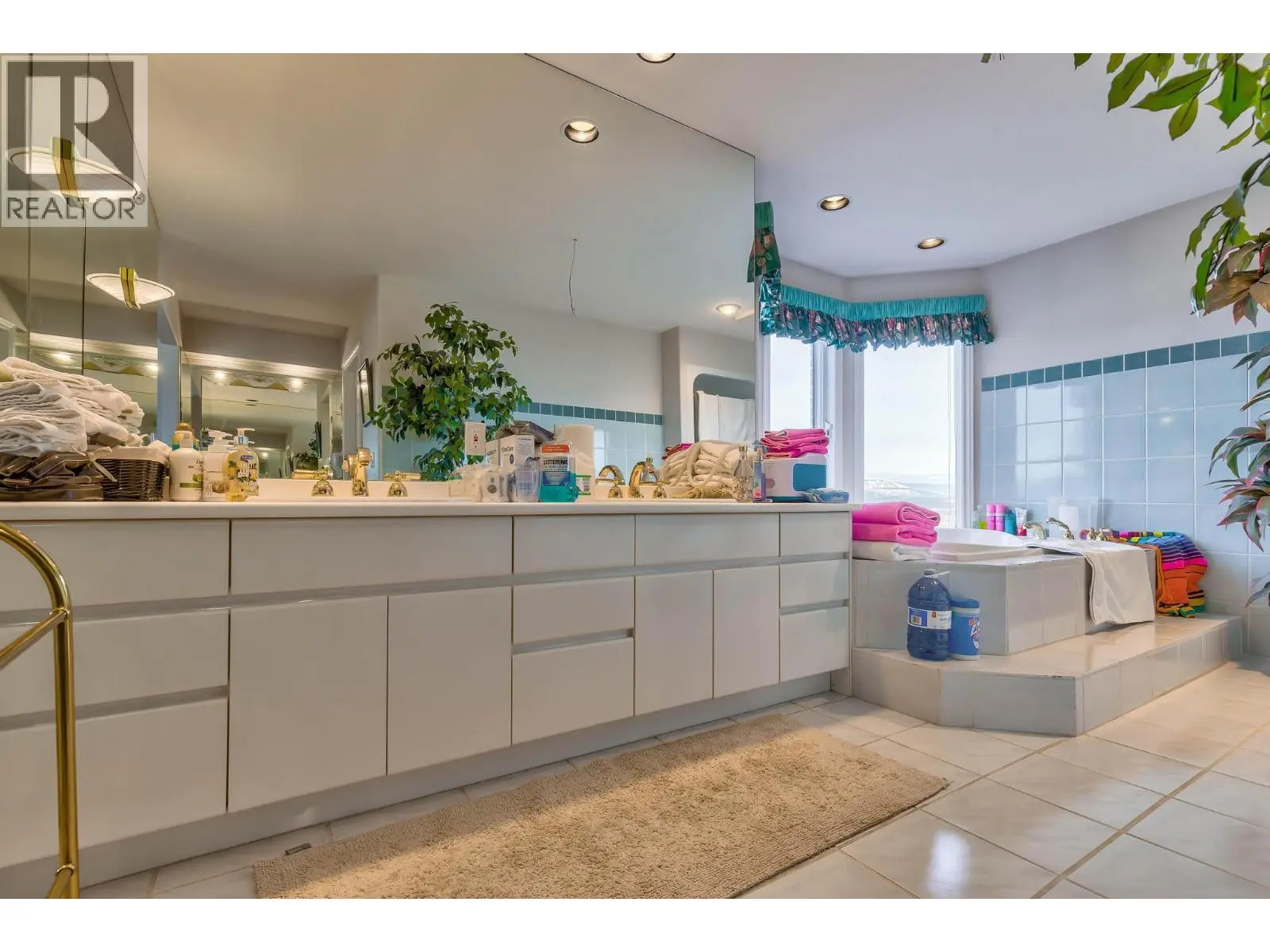 1135 Graf Road. Kelowna, British Columbia