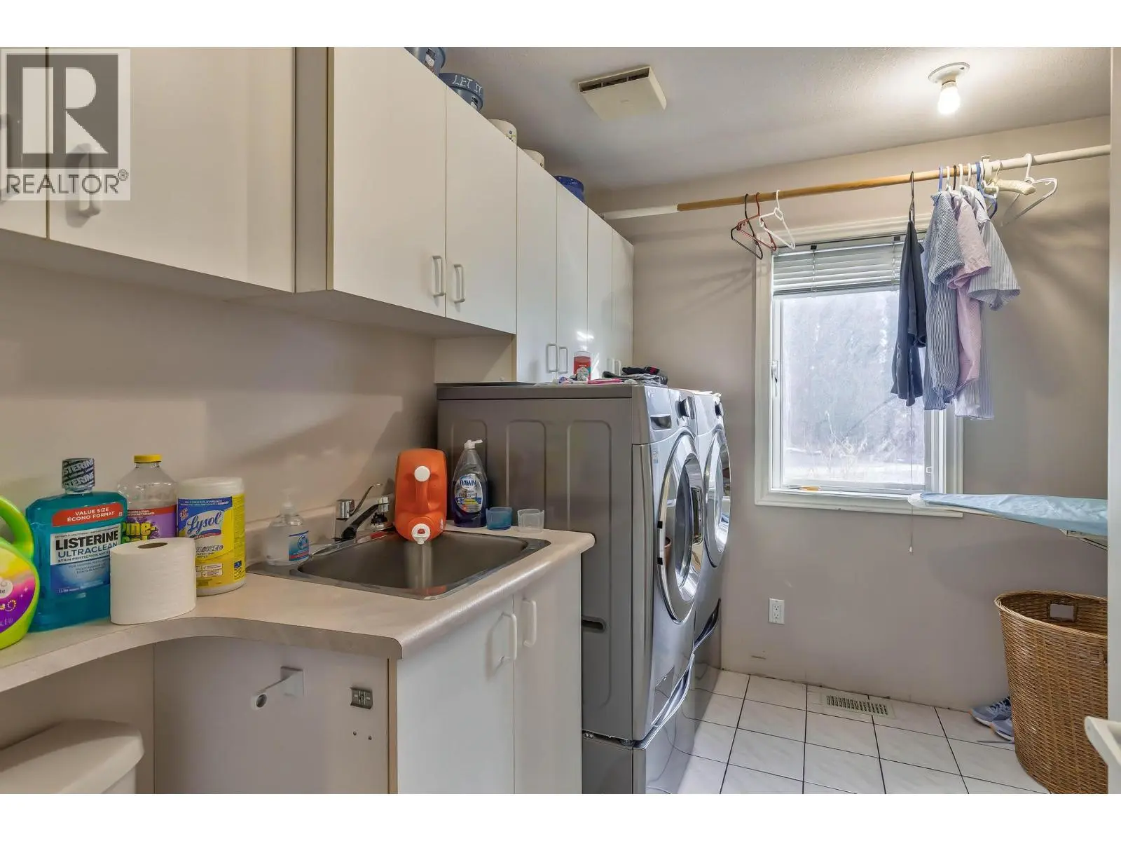 1135 Graf Road. Kelowna, British Columbia