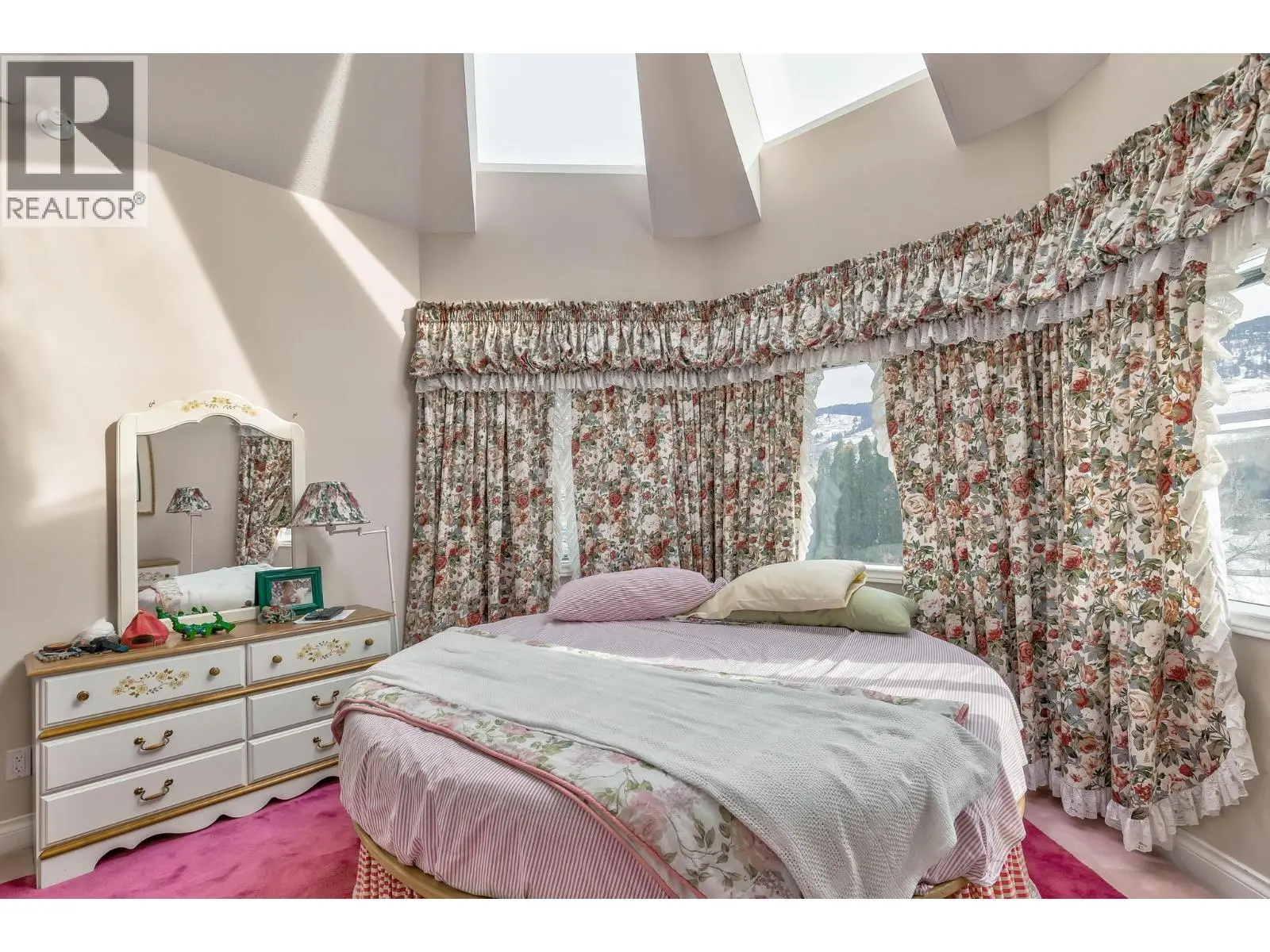 1135 Graf Road. Kelowna, British Columbia