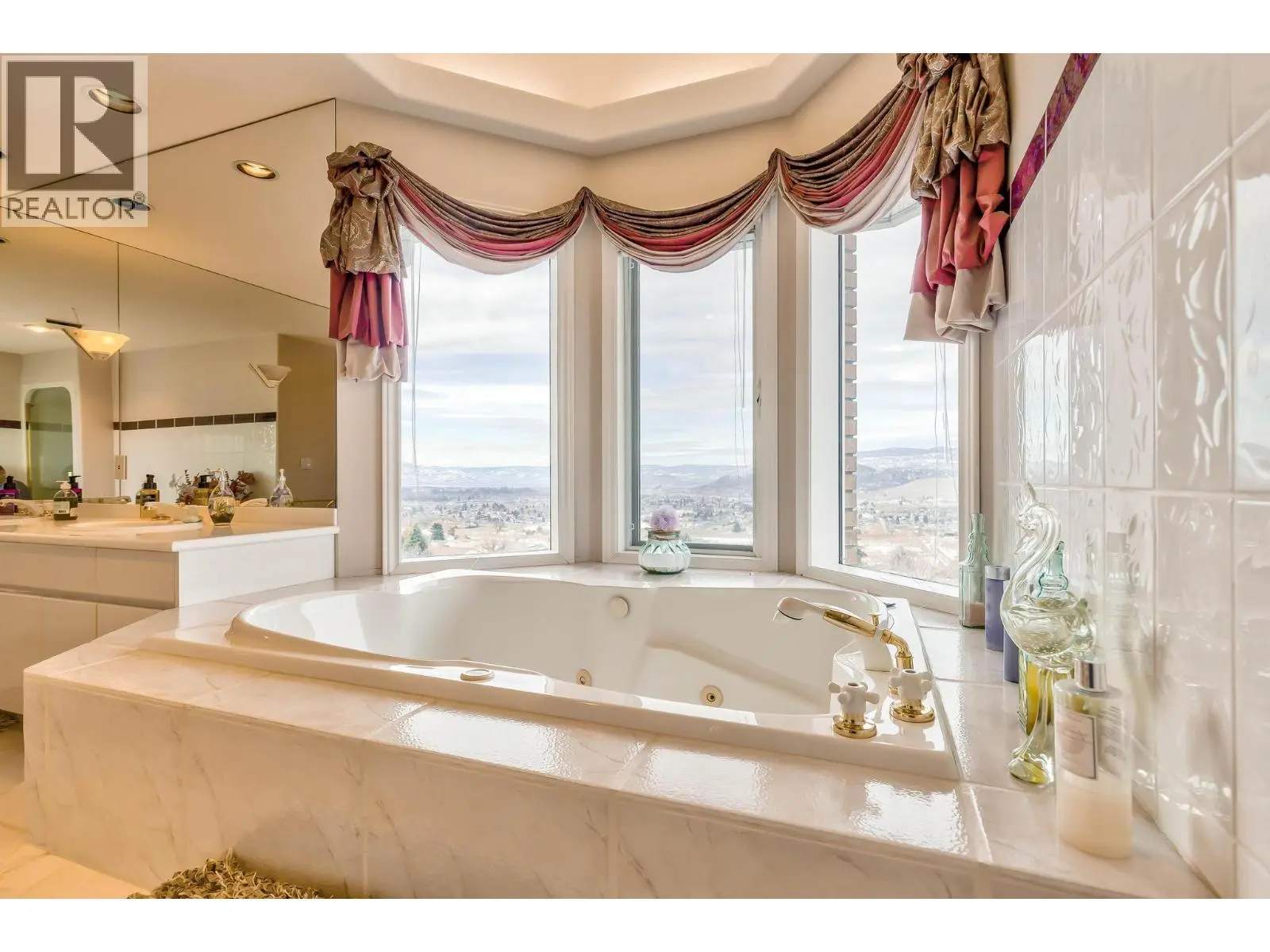 1135 Graf Road. Kelowna, British Columbia