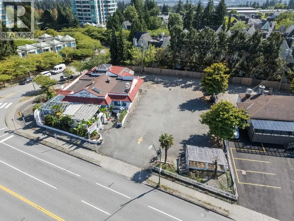 6558 Kingsway, Burnaby