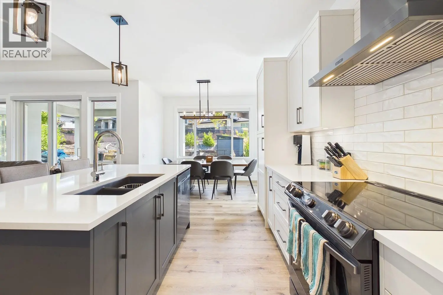 187 Echo Ridge Drive. Kelowna, British Columbia
