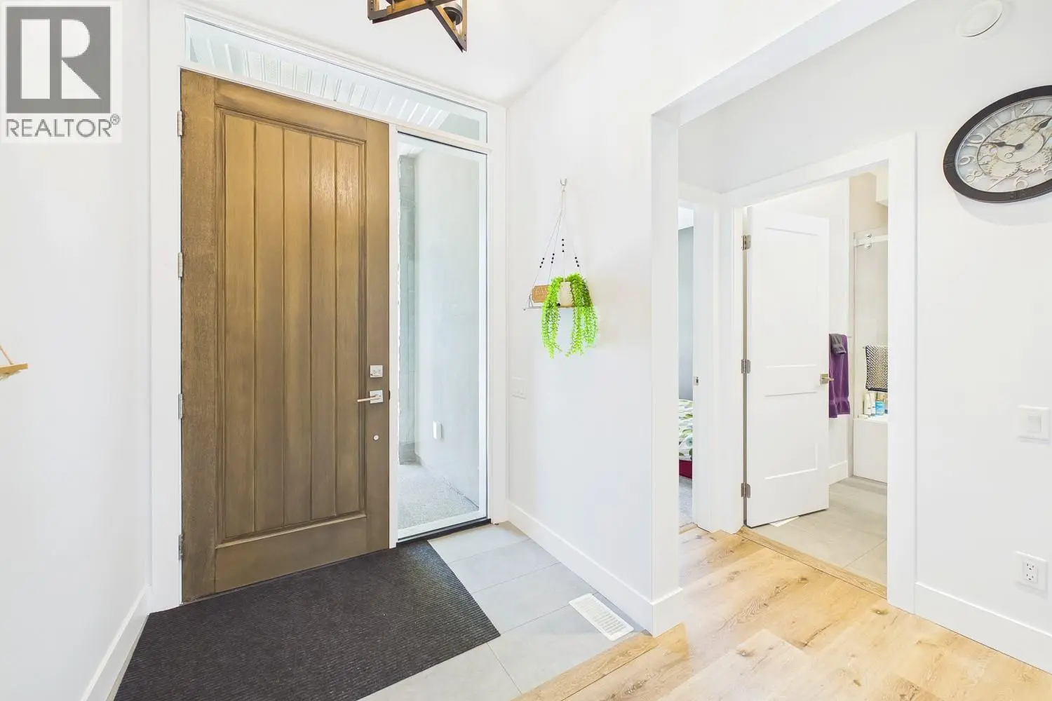 187 Echo Ridge Drive. Kelowna, British Columbia