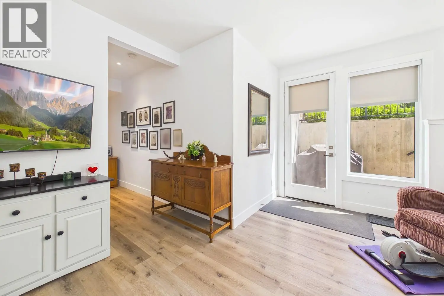 187 Echo Ridge Drive. Kelowna, British Columbia