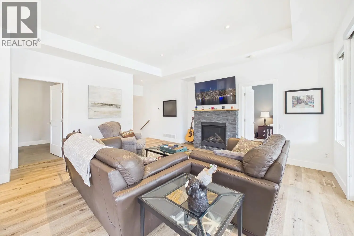 187 Echo Ridge Drive. Kelowna, British Columbia