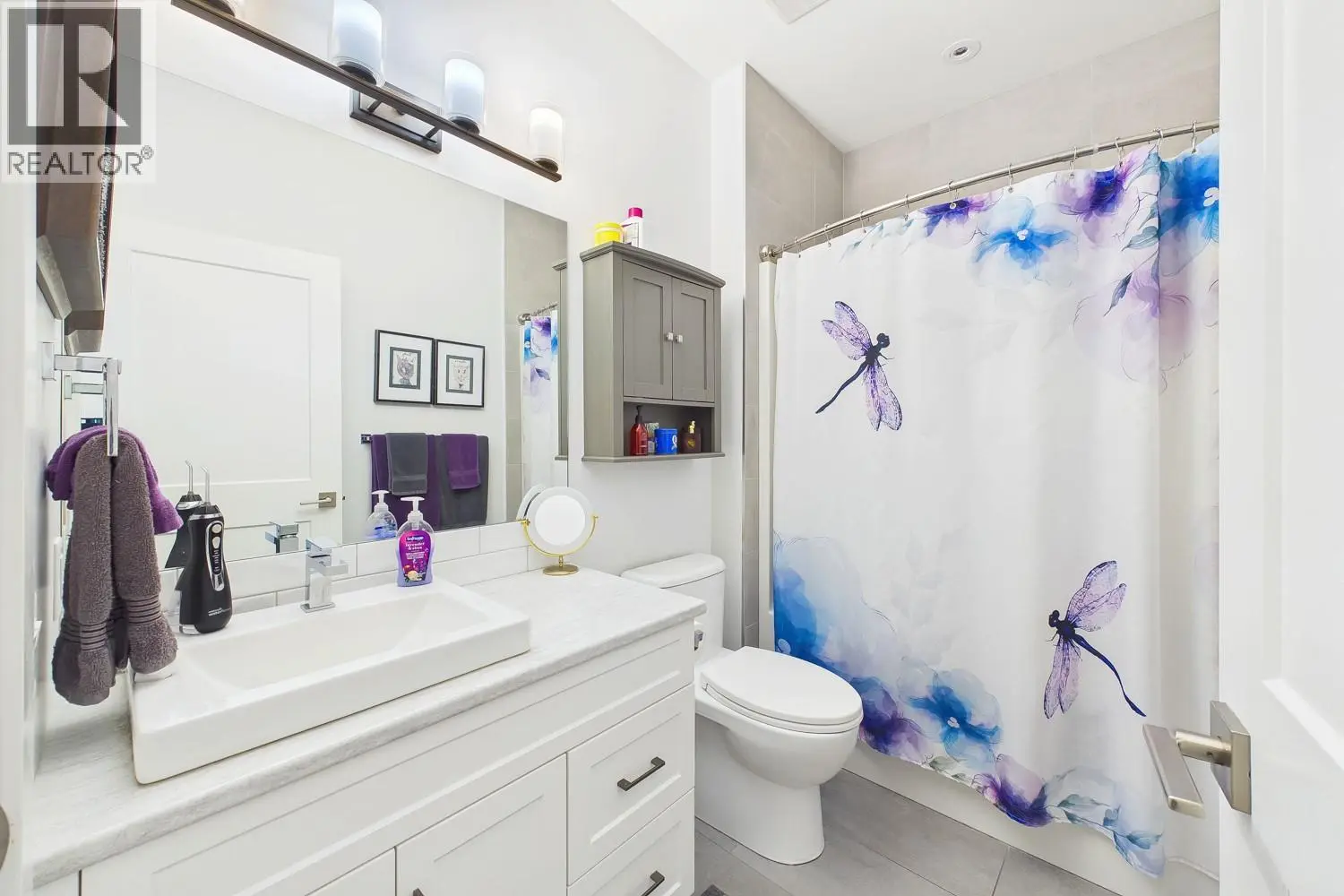 187 Echo Ridge Drive. Kelowna, British Columbia