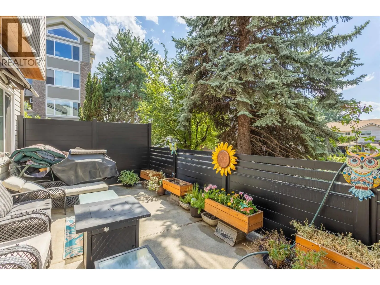 Photo of Listing #10396337