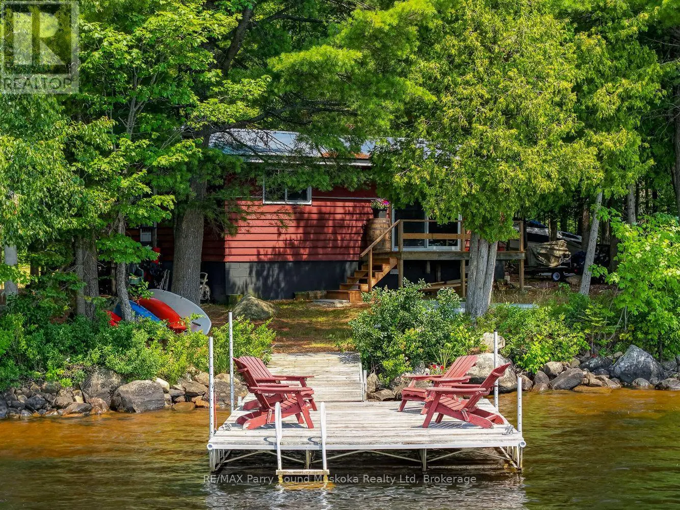 3 Robinson Road, Magnetawan (Ahmic Harbour)
