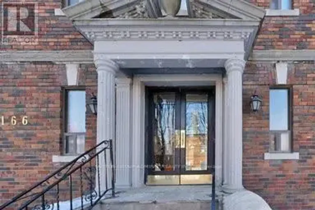 12 - 166 Eastbourne Avenue, Toronto (Yonge-Eglinton)