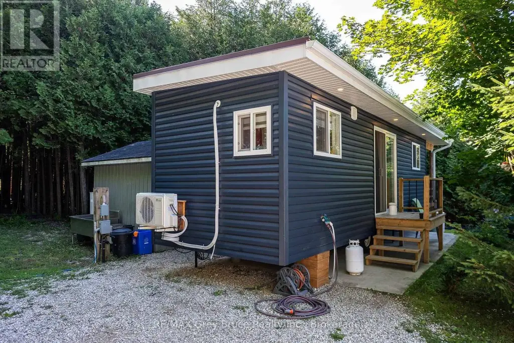 563878 Holland Glenelg Townline, West Grey