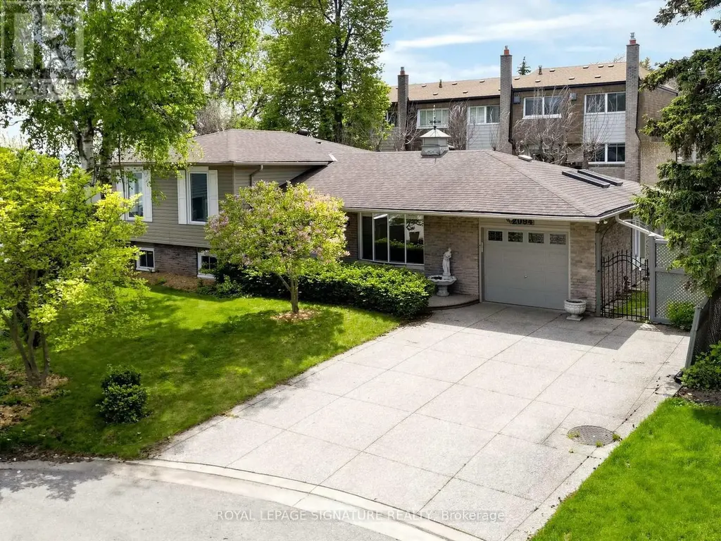 2094 Water's Edge Drive, Oakville (BR Bronte)