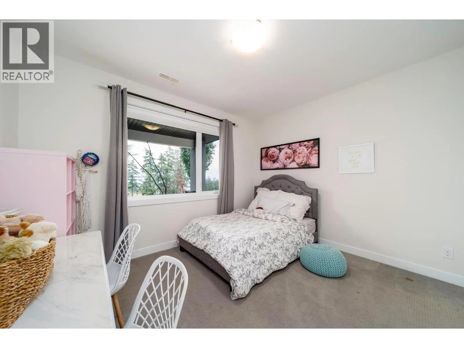 1349 Rocky Point Drive Unit# 2. Kelowna, British Columbia