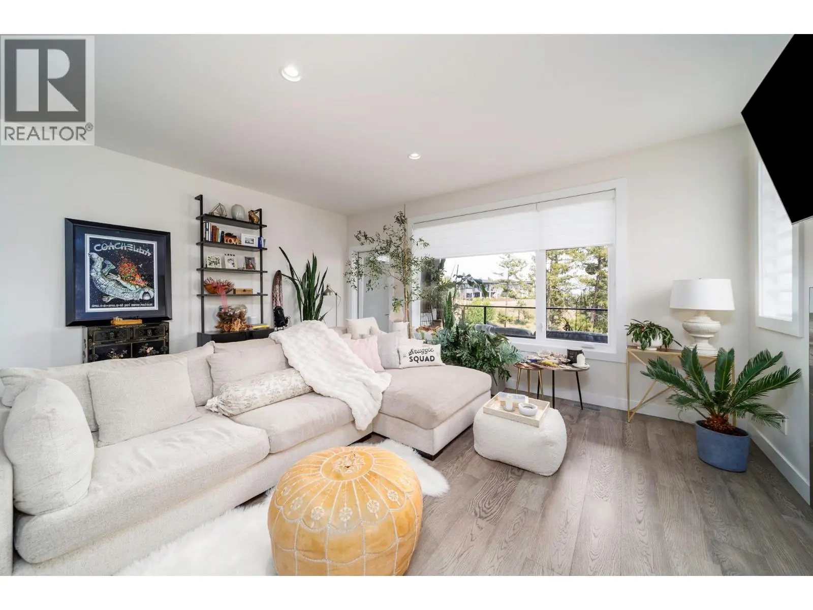 1349 Rocky Point Drive Unit# 2. Kelowna, British Columbia