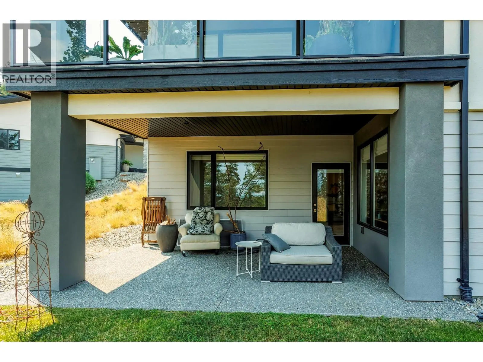 1349 Rocky Point Drive Unit# 2. Kelowna, British Columbia