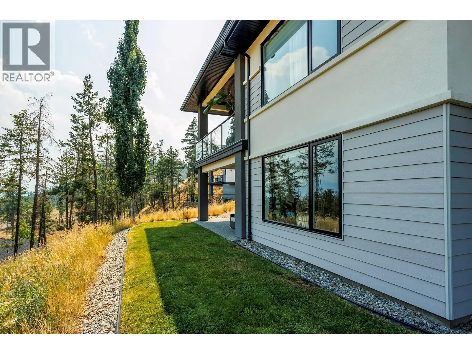 1349 Rocky Point Drive Unit# 2. Kelowna, British Columbia