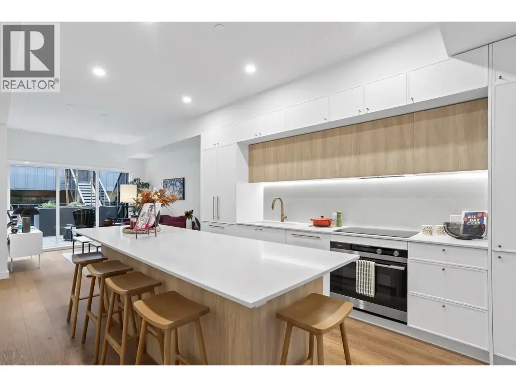 136 602 E 2nd Street, North Vancouver