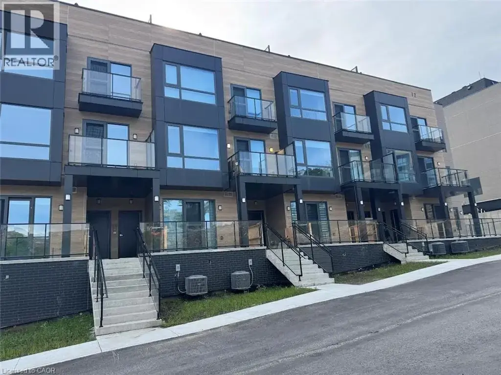 12 Suncrest Lane Unit# 207, Muskoka Lakes
