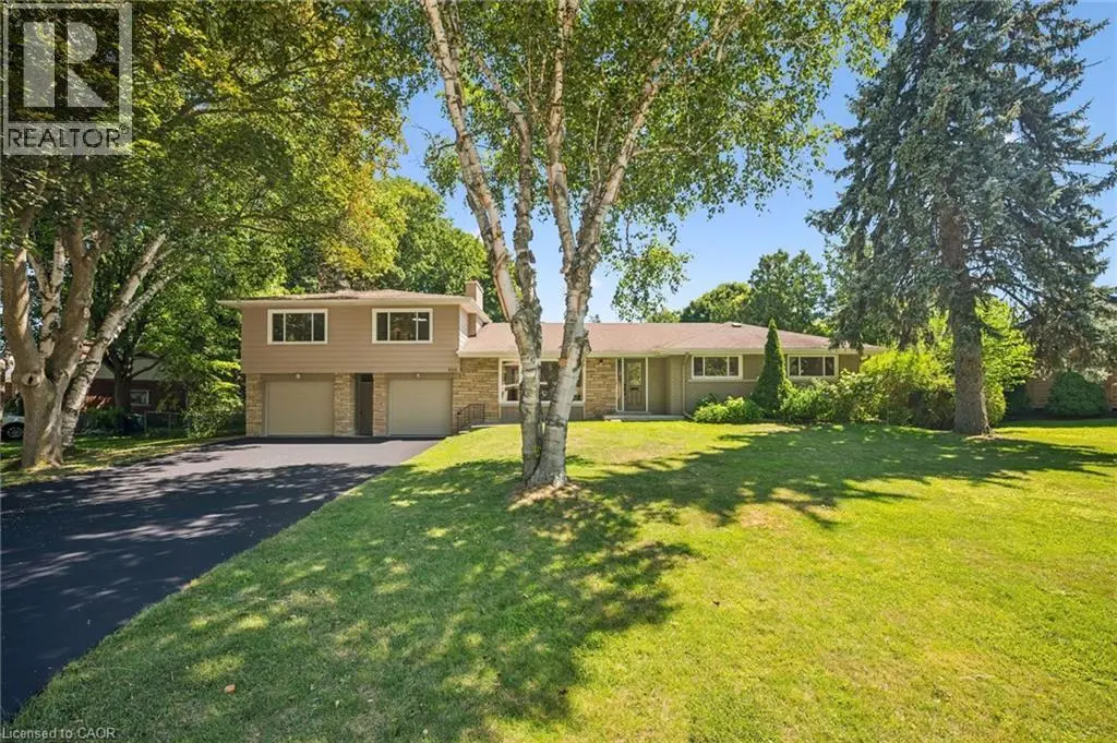 636 Iroquois Avenue, Ancaster