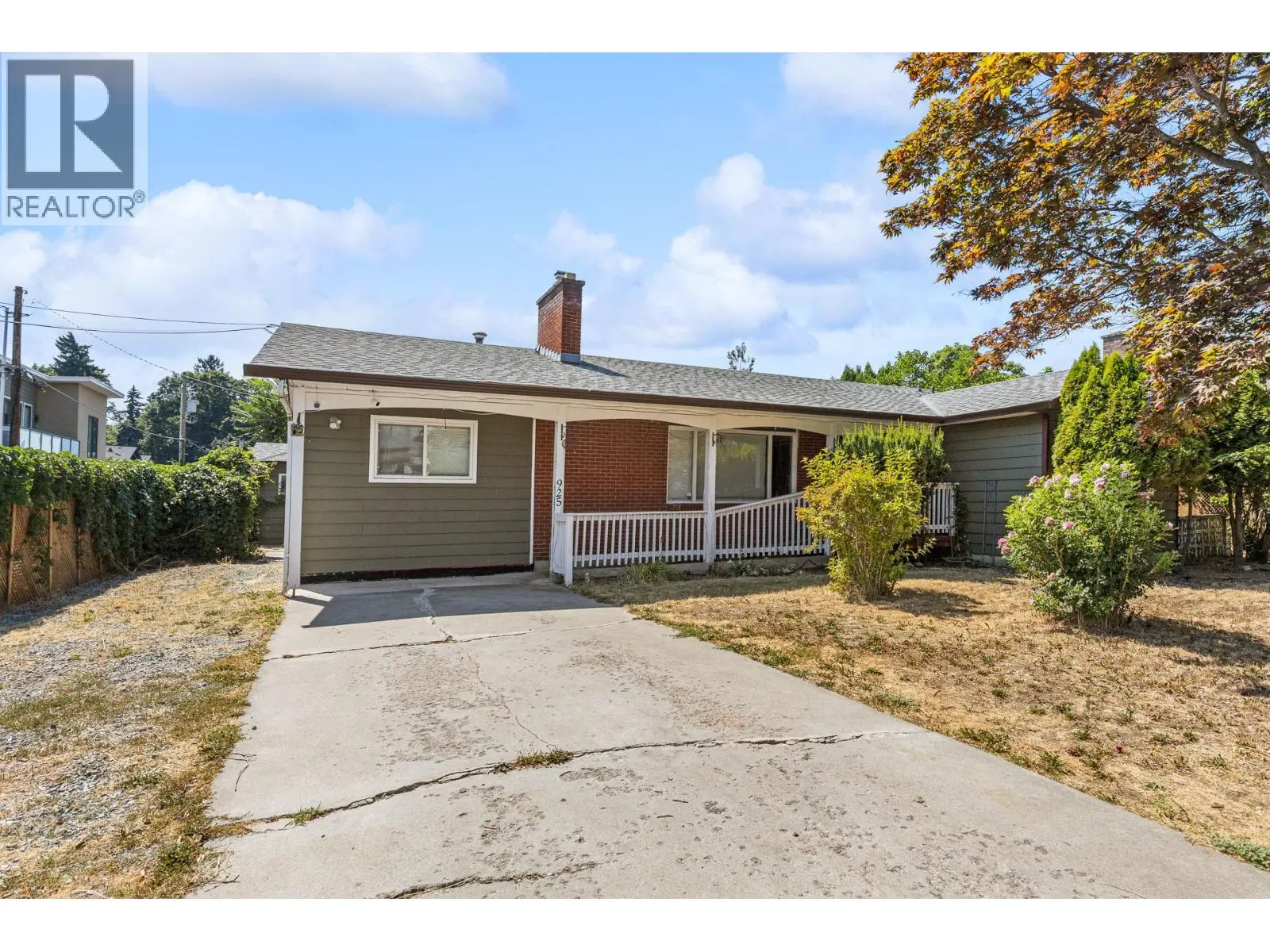 925 Sutherland Avenue. Kelowna, British Columbia