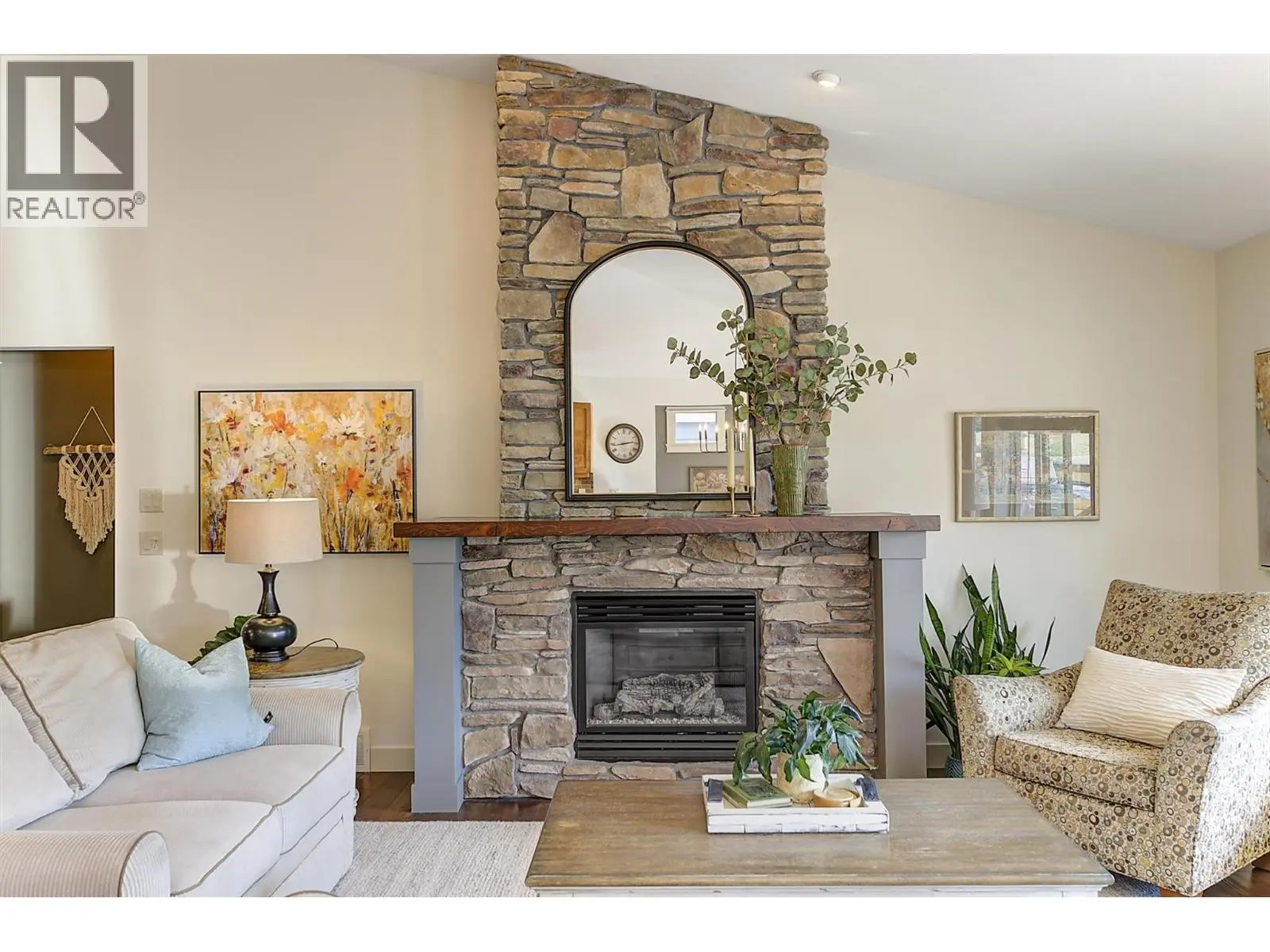 12931 East Ridge Drive. Lake Country, British Columbia