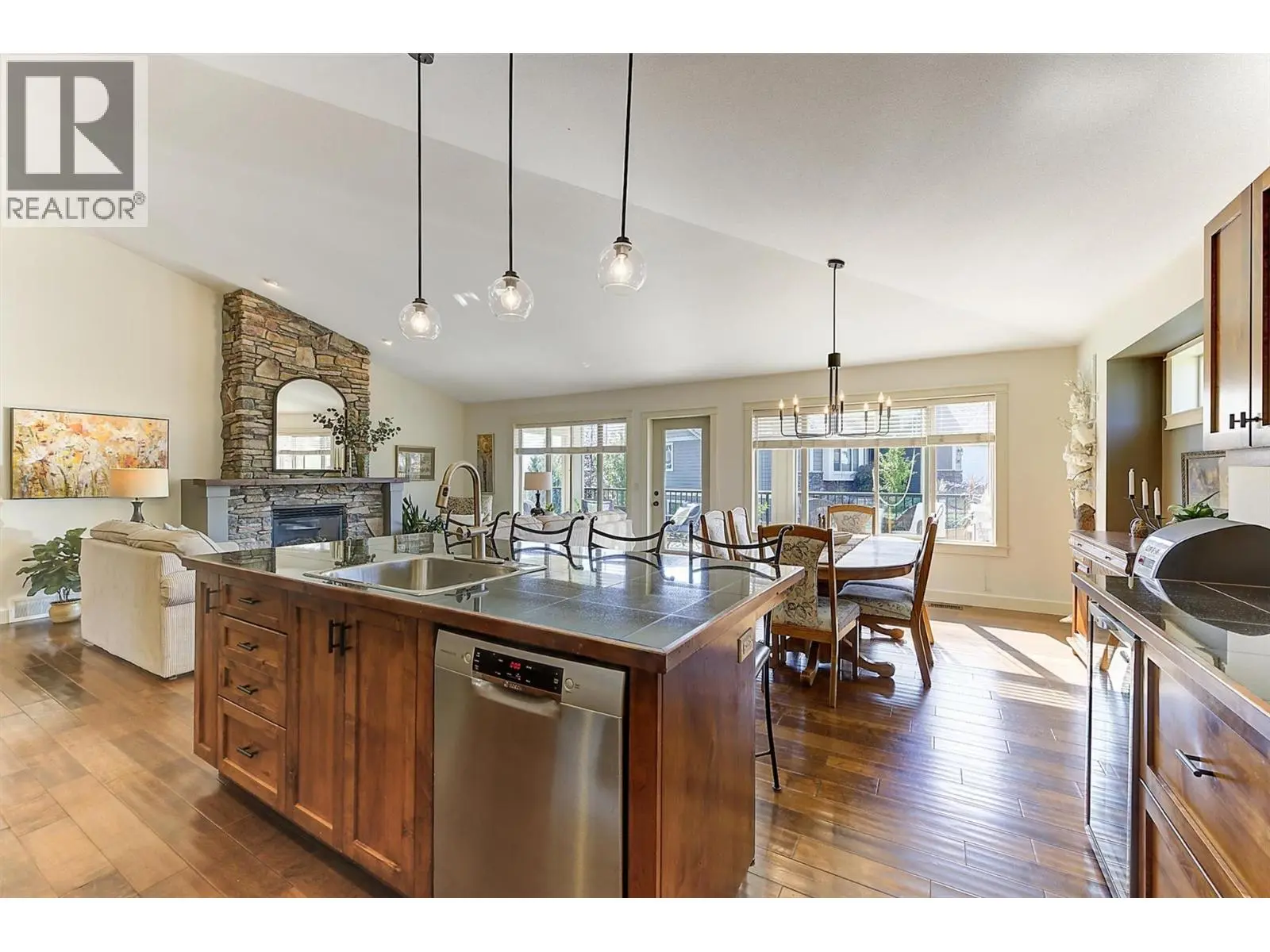 12931 East Ridge Drive. Lake Country, British Columbia