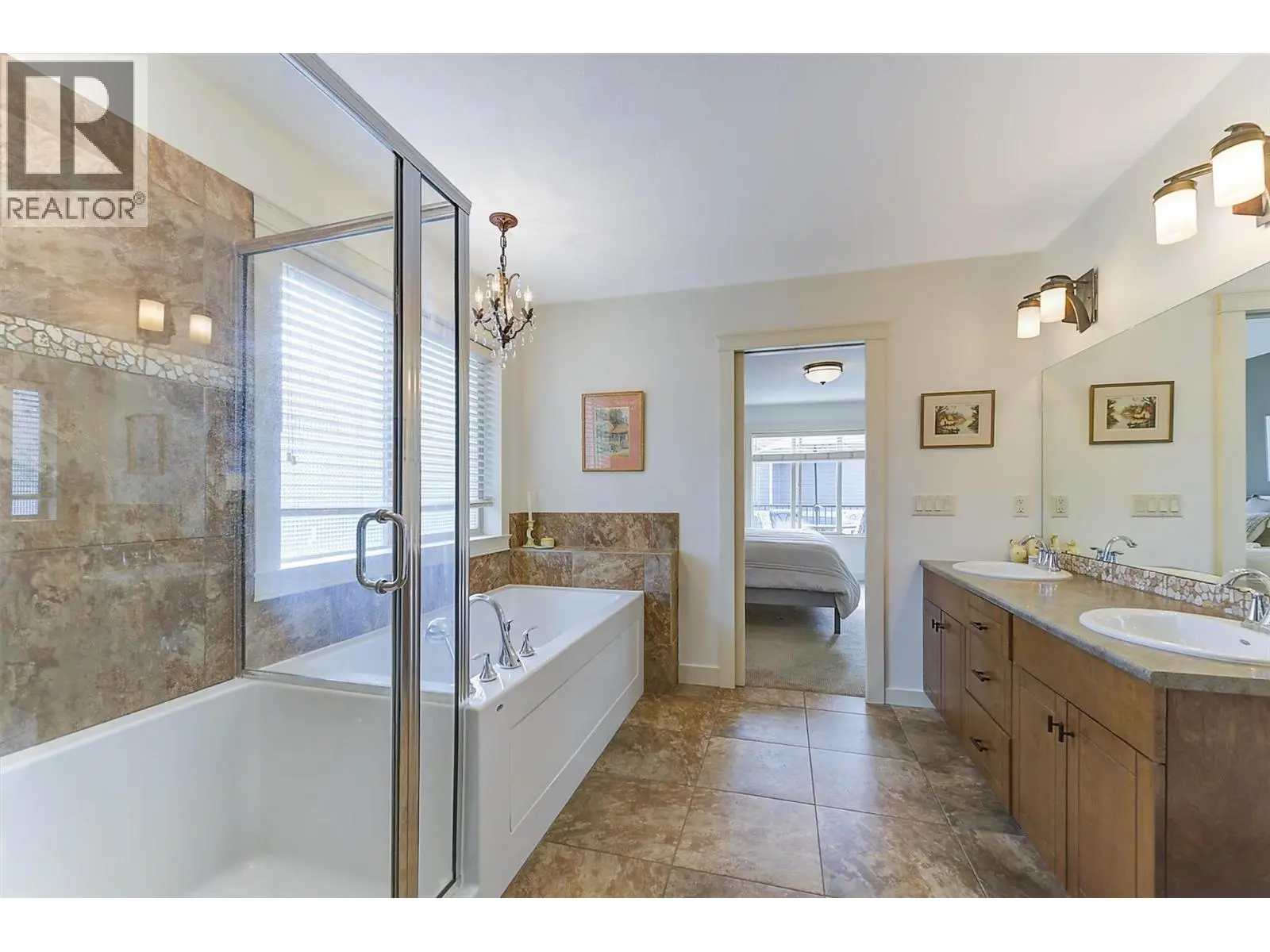 12931 East Ridge Drive. Lake Country, British Columbia