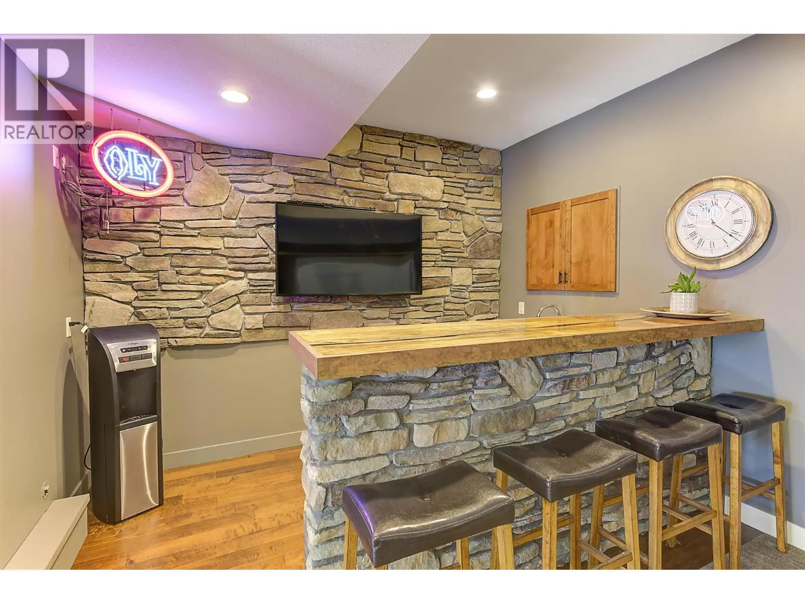 12931 East Ridge Drive. Lake Country, British Columbia