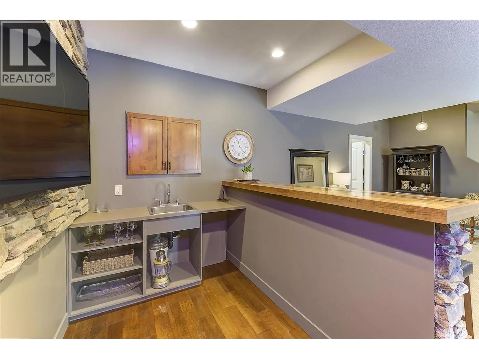 12931 East Ridge Drive. Lake Country, British Columbia