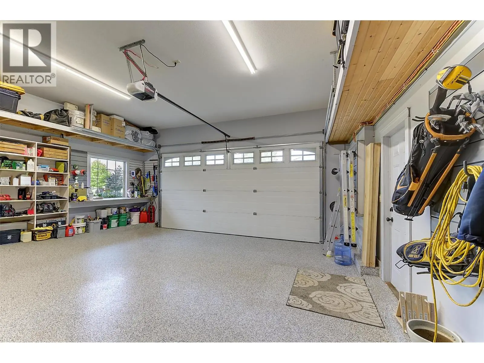 12931 East Ridge Drive. Lake Country, British Columbia