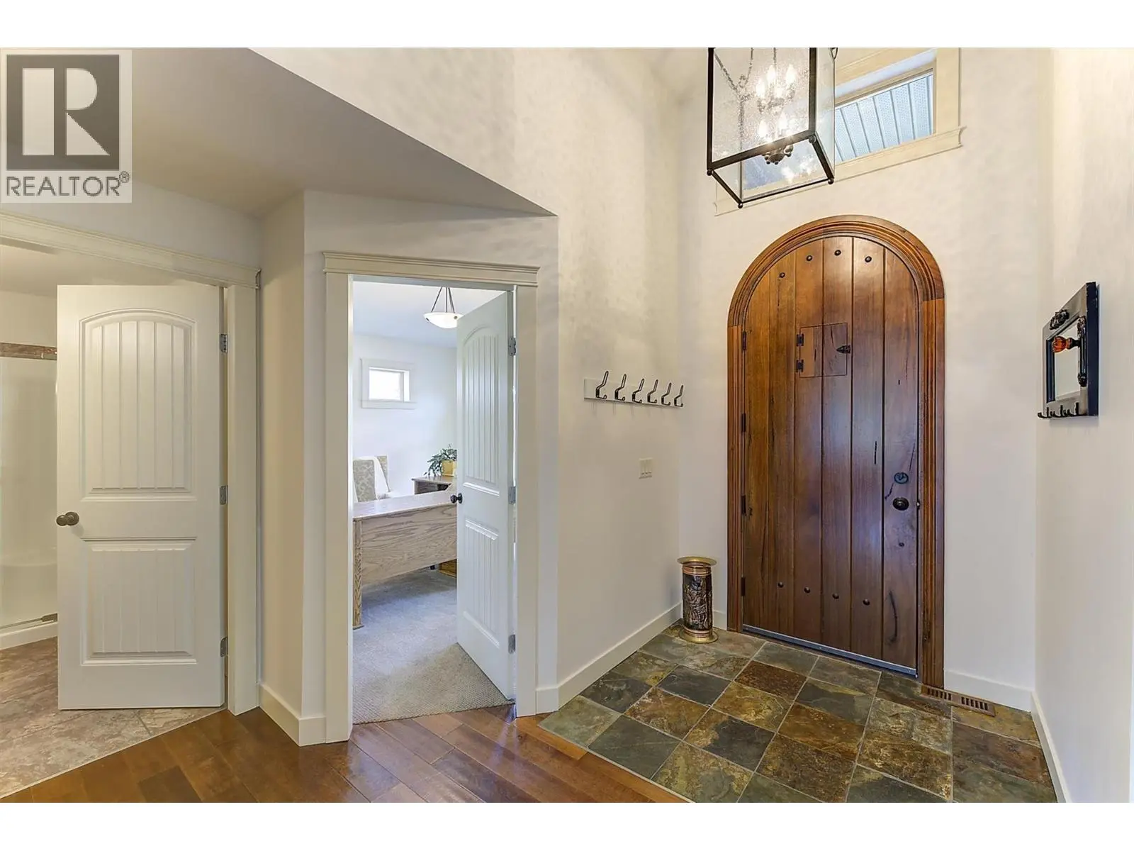 12931 East Ridge Drive. Lake Country, British Columbia