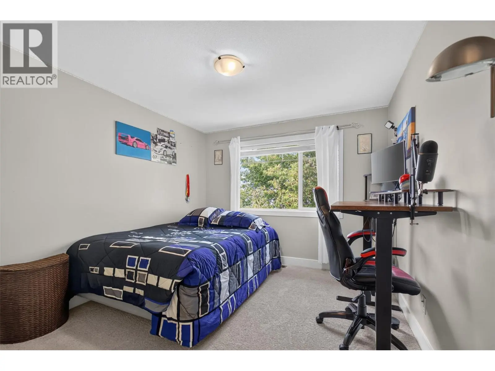 335 Gerstmar Road Unit# 3. Kelowna, British Columbia