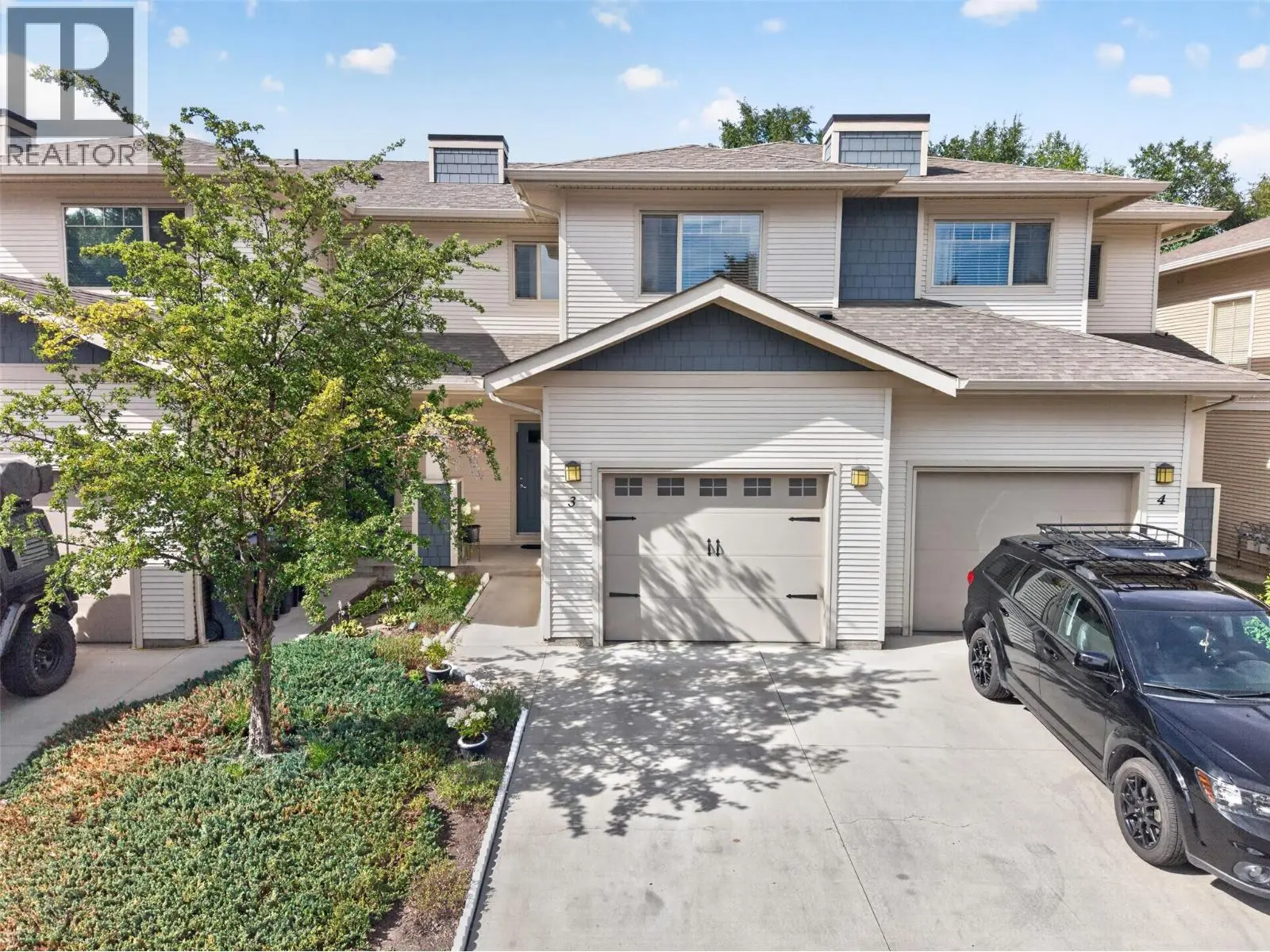 335 Gerstmar Road Unit# 3. Kelowna, British Columbia