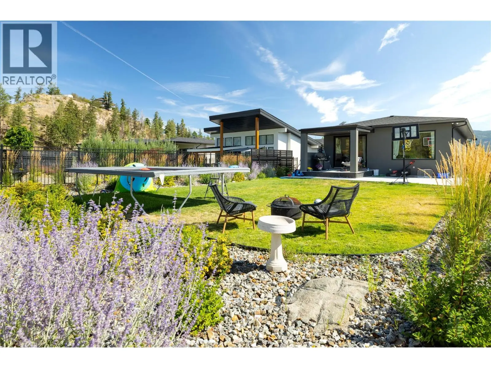 10272 Long Road. Lake Country, British Columbia