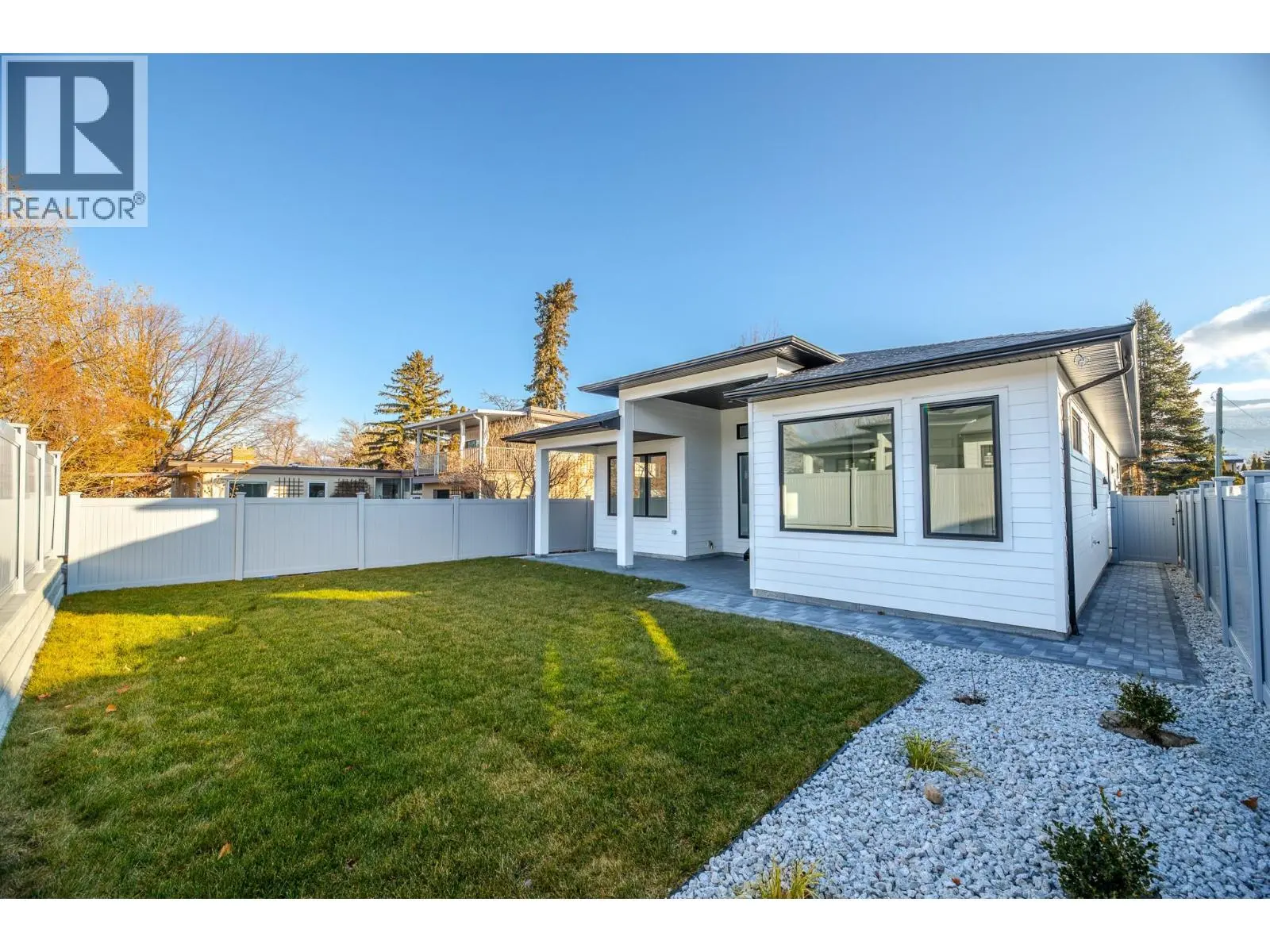 5586 Nixon Road. Summerland, British Columbia