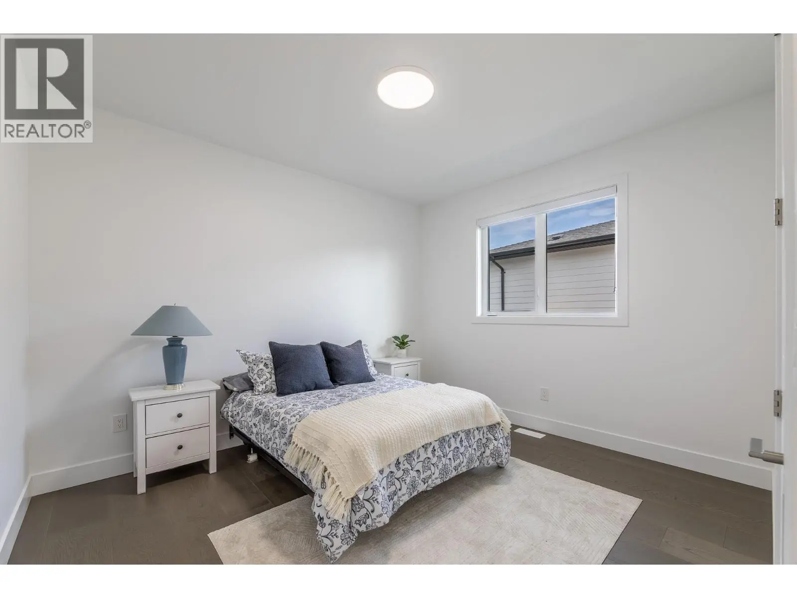 5586 Nixon Road. Summerland, British Columbia