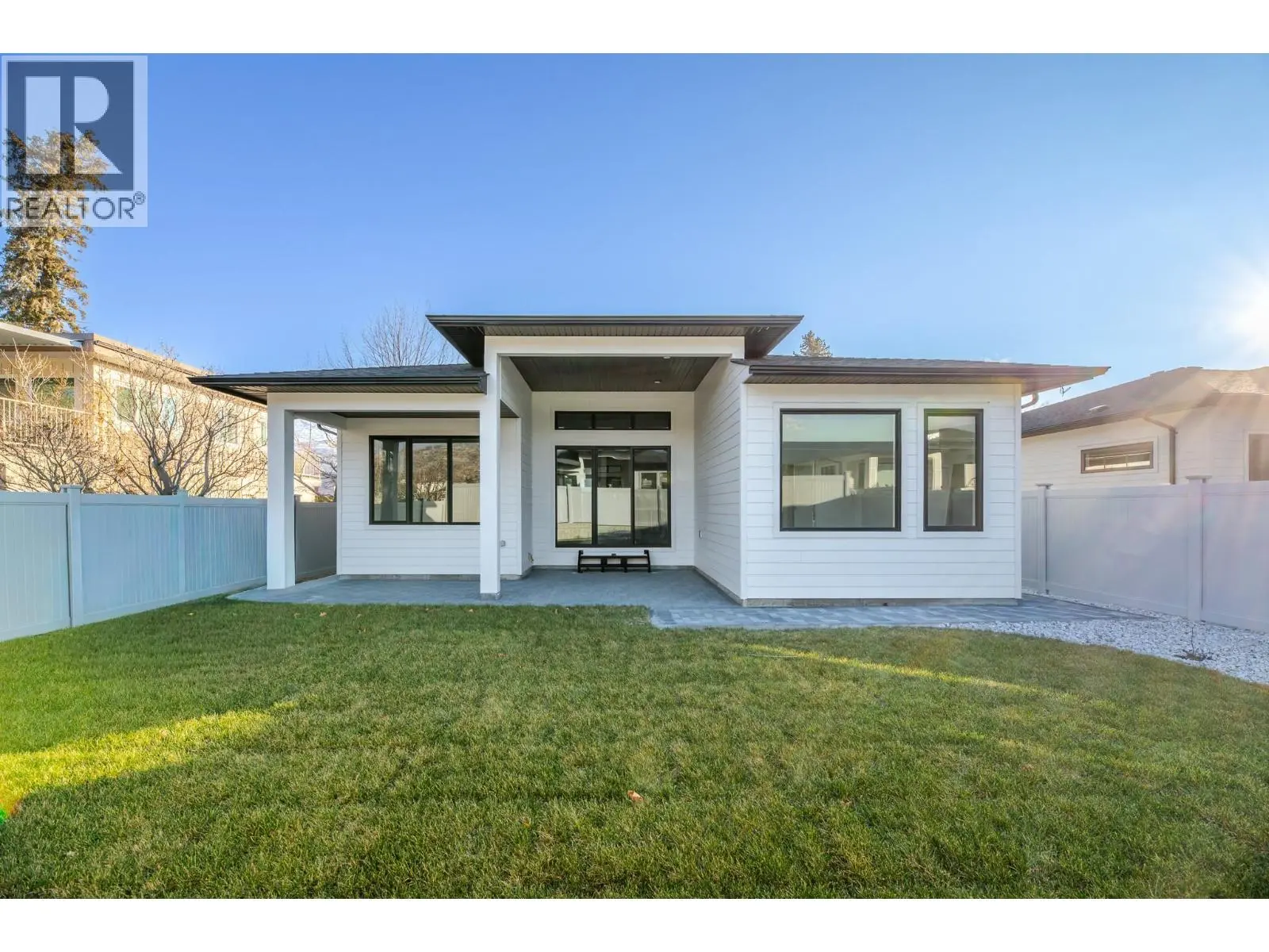 5586 Nixon Road. Summerland, British Columbia
